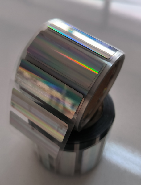 Show details for 15X40 MM GÖKKUŞAĞI HOLOGRAM ETİKET Picture of 15X40 MM GÖKKUŞAĞI HOLOGRAM ETİKET